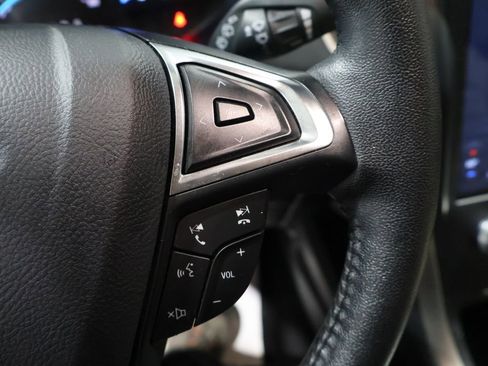 Used 2024 Ford Edge SEL image 32