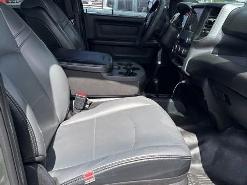 Used 2021 RAM 2500 Tradesman w/ Chrome Appearance Group image 26