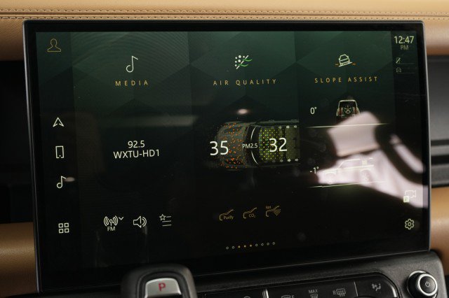 Used 2026 Land Rover Defender 110 X-Dynamic SE AWD/4WD image 44