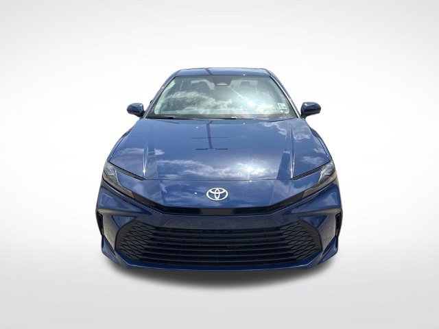 Used 2025 Toyota Camry LE FWD image 2