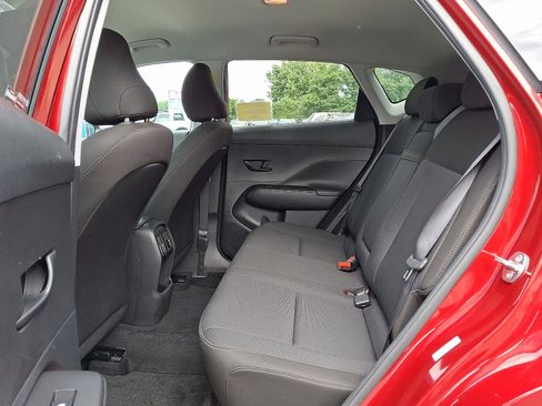 Used 2024 Hyundai Kona SEL image 10