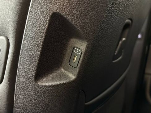 New 2026 Kia Carnival SX image 40