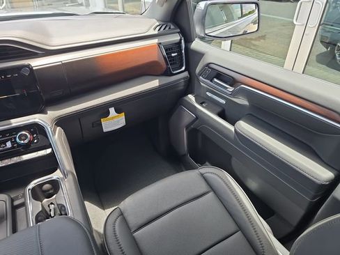 New 2026 GMC Sierra 1500 Denali w/ Denali Reserve Package AWD/4WD image 14