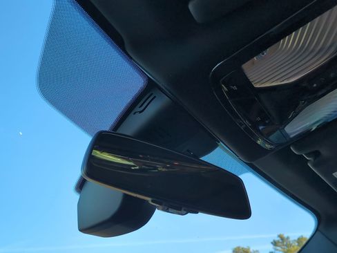 Certified 2025 BMW 230i 230i w/ M Sport Package image 27