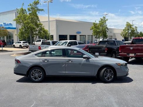 New 2026 Honda Accord EX-L image 8
