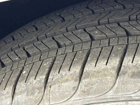 Certified 2024 Buick Enclave Premium AWD/4WD image 54