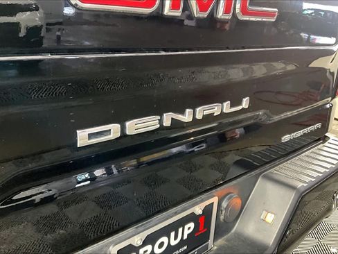 Certified 2023 GMC Sierra 1500 Denali w/ Technology Package AWD/4WD image 10