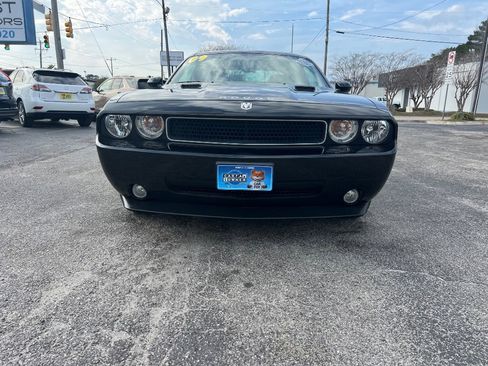 Used 2009 Dodge Challenger R/T image 8