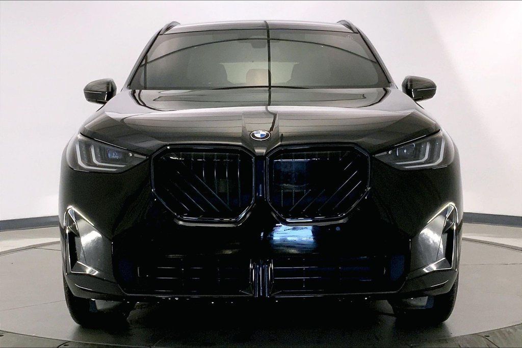 Certified 2026 BMW X3 xDrive30i w/ M Sport Package AWD/4WD image 2