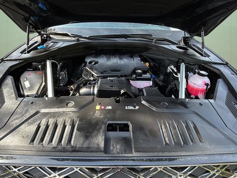 Certified 2026 Genesis GV70 2.5T AWD/4WD image 9