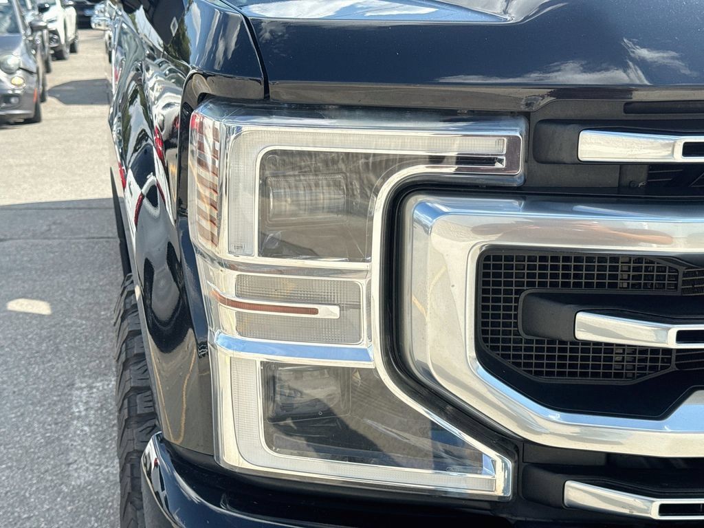 Used 2021 Ford F250 Platinum w/ FX4 Off-Road Package AWD/4WD image 36