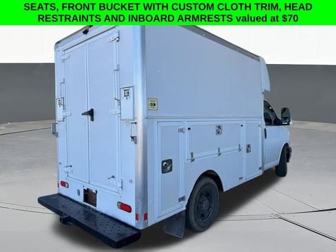 Used 2017 Chevrolet Express 3500 image 21