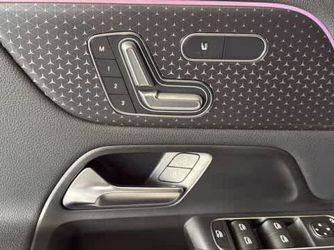 Used 2026 Mercedes-Benz GLA 250 4MATIC image 15