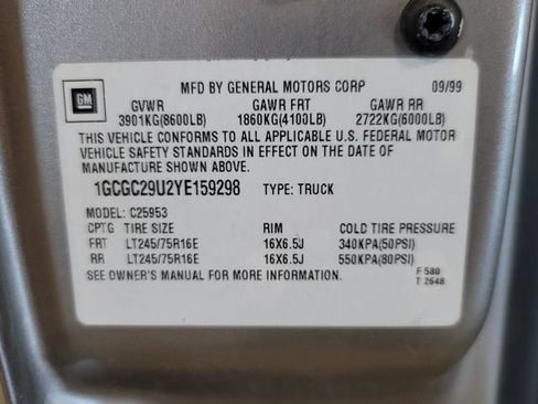 Used 2000 Chevrolet Silverado 2500 LS RWD image 16
