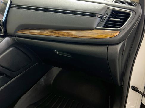 Used 2019 Honda CR-V Touring image 34