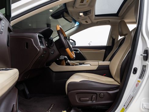 Used 2018 Lexus RX 350L FWD image 20