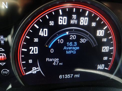 Used 2024 Dodge Durango GT RWD image 7