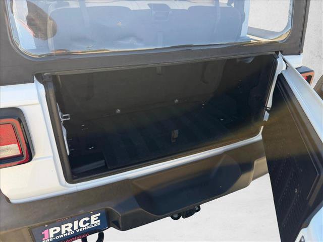 Used 2021 Jeep Wrangler Sport AWD/4WD image 6