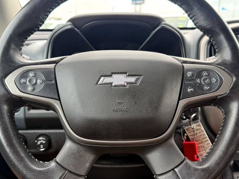 Used 2018 Chevrolet Colorado Z71 w/ Centennial Edition AWD/4WD image 43
