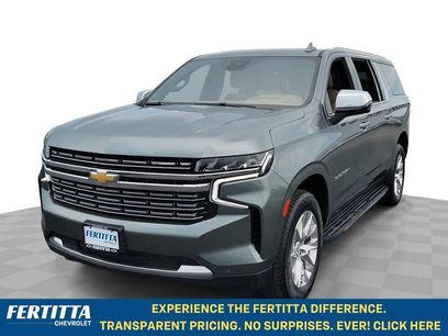 Certified 2023 Chevrolet Suburban Premier w/ Premium Package 2