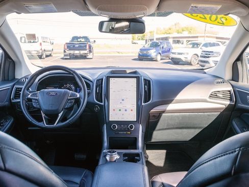 Used 2023 Ford Edge SEL image 34