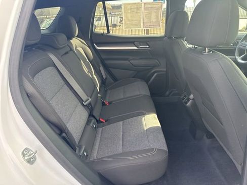 Used 2025 GMC Terrain Elevation image 18