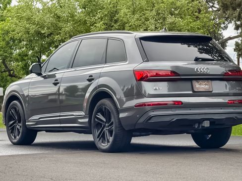 Used 2021 Audi Q7 3.0T Premium w/ Convenience Package AWD/4WD image 6