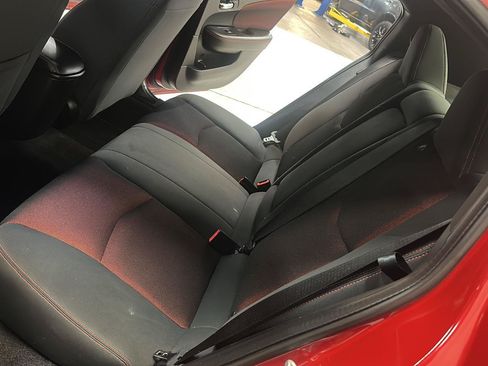 Used 2011 Dodge Avenger Heat FWD image 26