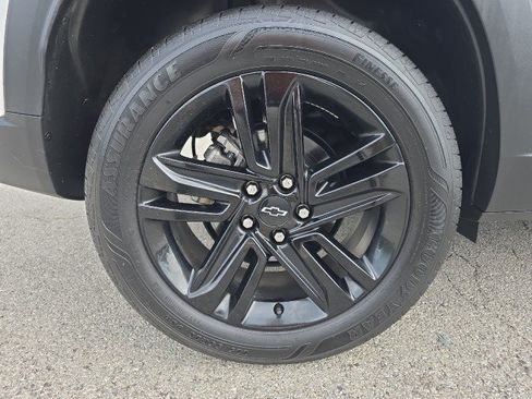 Used 2024 Chevrolet Trax ACTIV FWD image 40