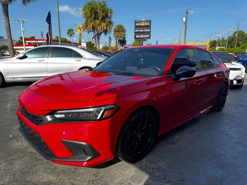 Used 2022 Honda Civic Sport image 4