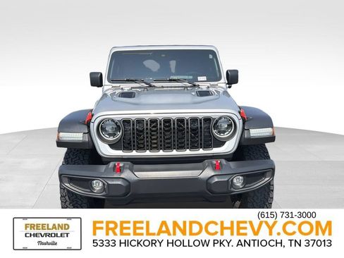 Used 2024 Jeep Wrangler Unlimited Rubicon AWD/4WD image 9