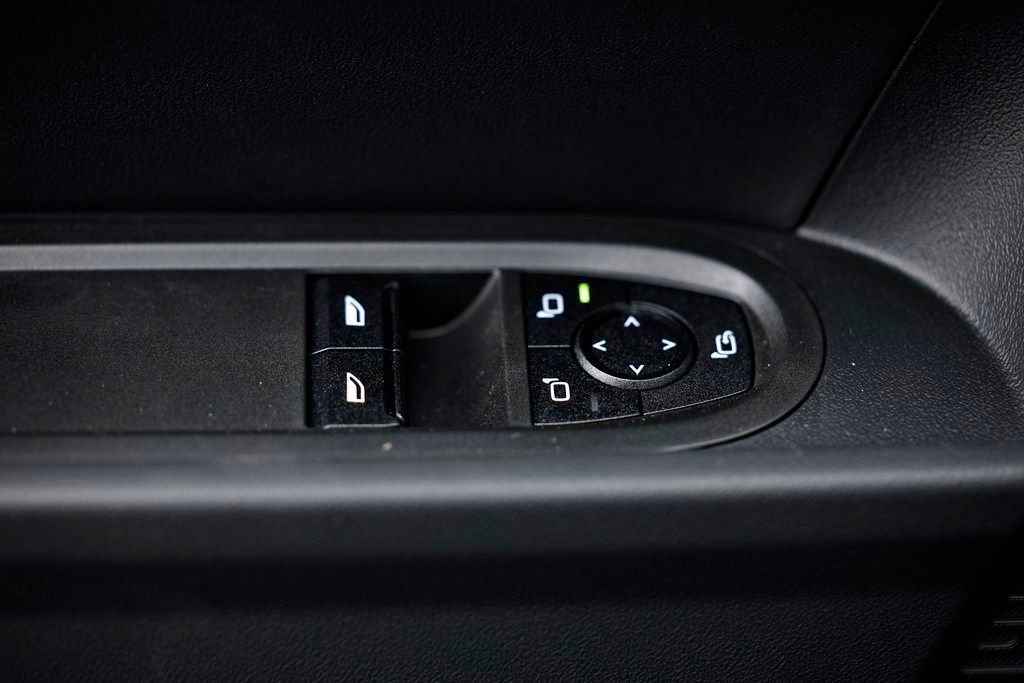 New 2026 MINI Cooper 2-Door Hardtop FWD image 17