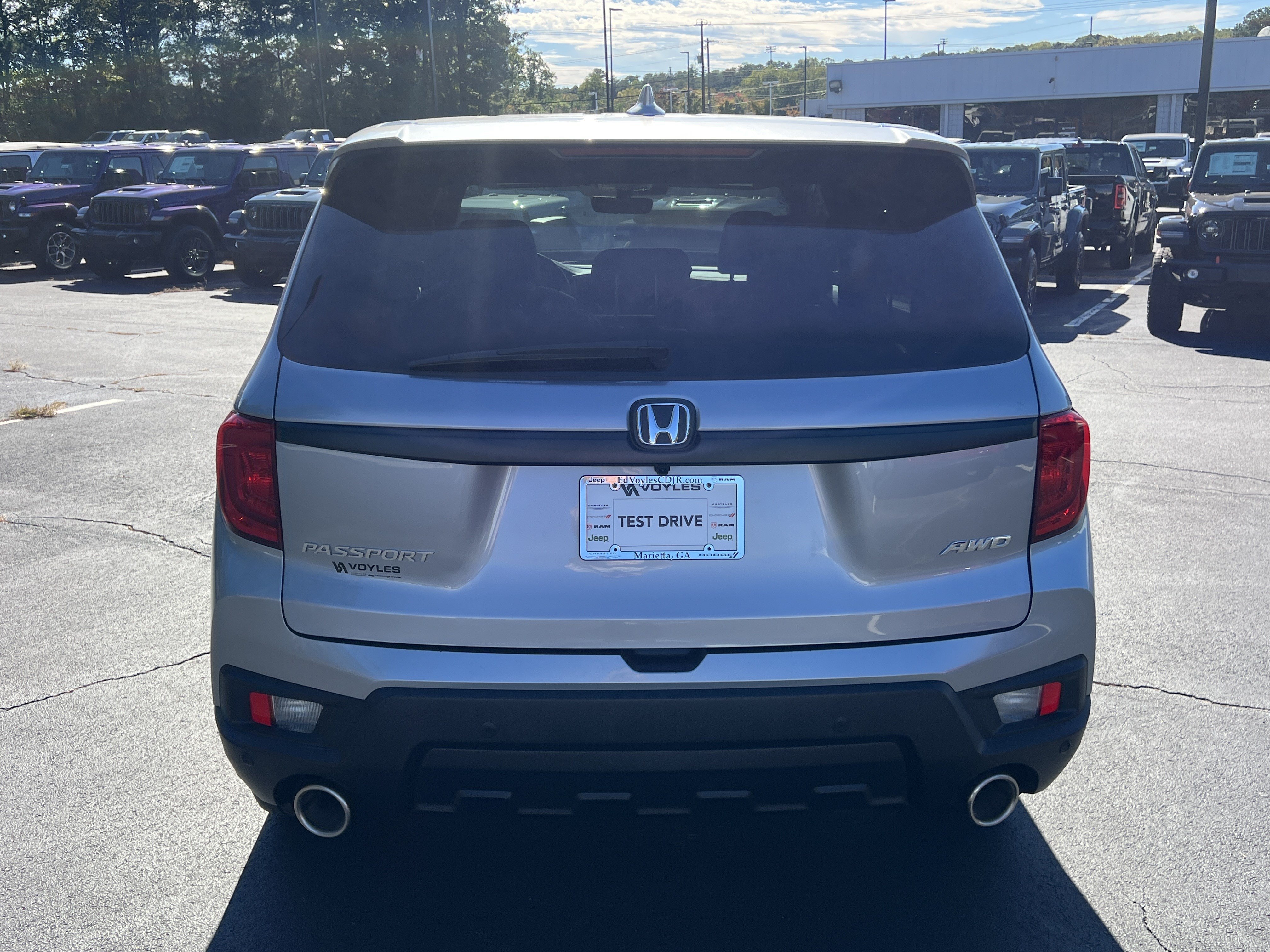 Used 2023 Honda Passport EX-L image 7