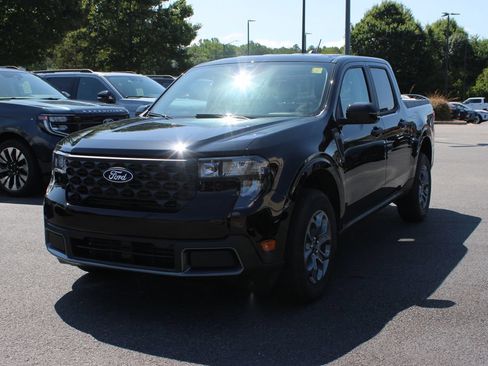 New 2026 Ford Maverick XLT w/ XLT Luxury Package FWD image 14