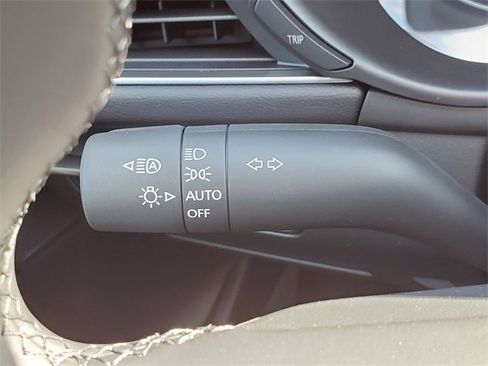 Used 2025 MAZDA MAZDA3 s Sport image 13