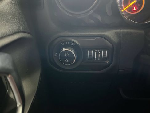 Used 2021 Jeep Gladiator Sport w/ Auxiliary Switch Group AWD/4WD image 18