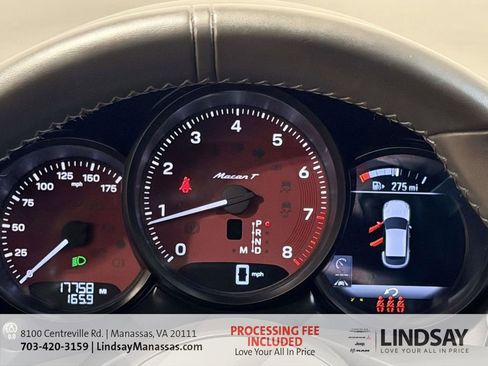 Used 2025 Porsche Macan AWD/4WD image 27