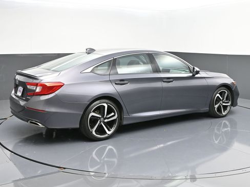 Used 2019 Honda Accord Sport image 7