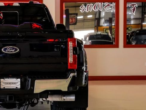 Used 2023 Ford F350 Lariat w/ Lariat Ultimate Package AWD/4WD image 55