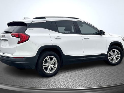 Used 2020 GMC Terrain SLE w/ Driver Convenience Package image 13