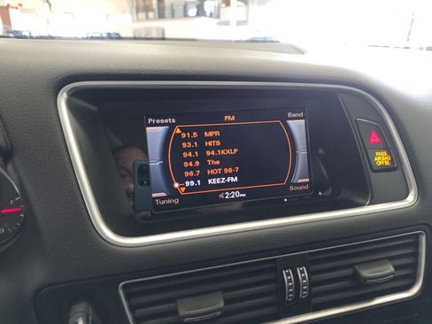 Used 2016 Audi Q5 2.0T Premium image 18