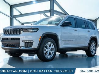Used 2023 Jeep Grand Cherokee L Limited AWD/4WD video 1