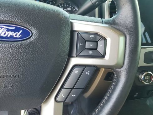 Used 2022 Ford F350 Lariat w/ Lariat Ultimate Package AWD/4WD image 13