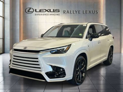New 2026 Lexus TX 500h AWD image 3