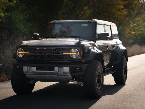 New 2025 Ford Bronco Raptor image 30