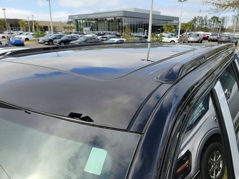 Used 2023 Jeep Grand Wagoneer Series II image 10