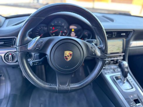 Used 2016 Porsche 911 Carrera image 20