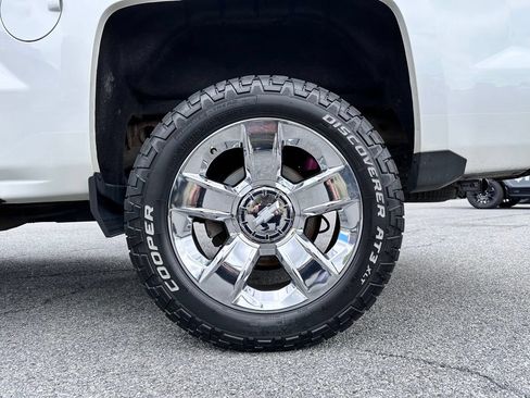 Certified 2017 Chevrolet Silverado 1500 LTZ Z71 w/ LTZ Plus Package AWD/4WD image 45