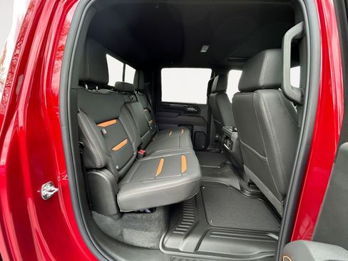 New 2025 GMC Sierra 2500 AT4 image 11