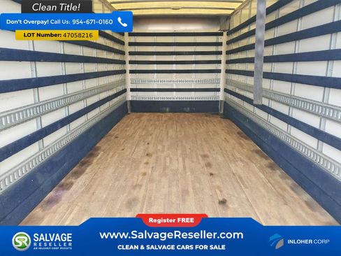 Used 2018 Isuzu NPR image 13